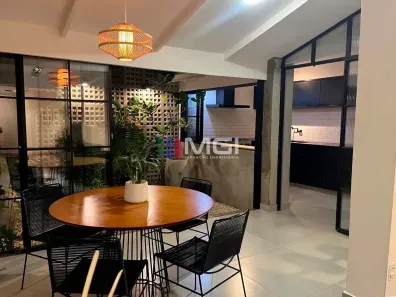 Casa de Condomínio com 4 Quartos à venda, 195m² no Parque Amazônia, Goiânia