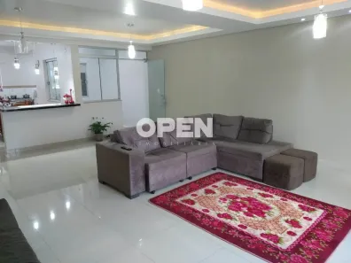 Sobrado com 3 Quartos à venda, 200m² no Igara, Canoas