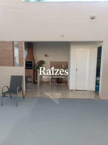 Casa com 3 Quartos à venda, 140m² no Jardim Europa, Uberlândia