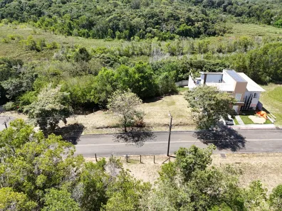 Lote/Terreno à venda, 658m² no Manguinhos, Serra