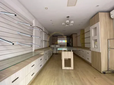 Sala Comercial para alugar, 33m² no Centro, Balneário Camboriú