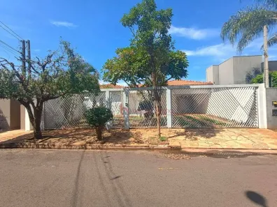 Casa com 3 Quartos à venda, 250m² no Jardim Tarraf II, São José do Rio Preto