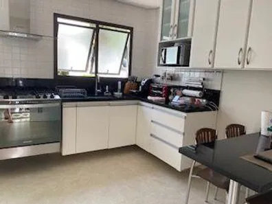 Casa de Condomínio com 3 Quartos à venda, 170m² no Tamboré, Santana de Parnaíba
