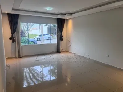 Sobrado com 4 Quartos à venda, 255m² no Cajuru do Sul, Sorocaba