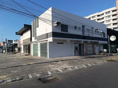 Prédio Comercial com 8 Quartos à venda, 647m² no Ponto Central, Feira de Santana