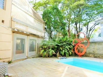 Casa com 4 Quartos à venda, 500m² no Pacaembu, São Paulo