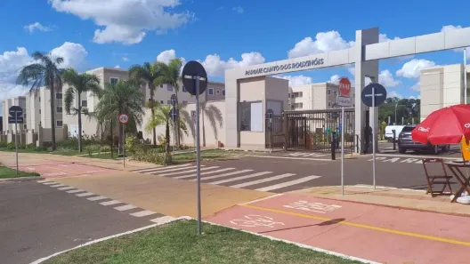 Apartamento com 2 Quartos para alugar, 47m² no Coronel Antonino, Campo Grande