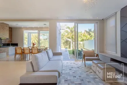 Casa com 4 Quartos à venda, 242m² no Jurerê Internacional, Florianópolis