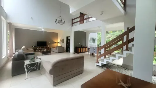 Casa de Condomínio com 5 Quartos à venda, 369m² no Cumbari, Mairiporã