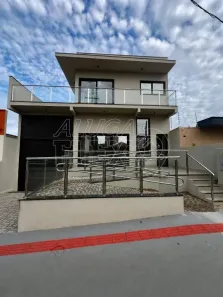 Ponto Comercial para alugar, 678m² no Vila Ipiranga, Londrina