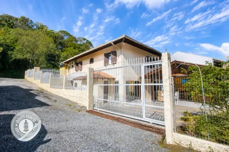 Casa com 5 Quartos à venda, 218m² no Fortaleza, Blumenau