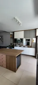 Sobrado com 3 Quartos para alugar, 90m² no Piracangaguá II, Taubaté