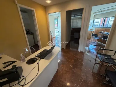 Sala Comercial à venda, 52m² no Rio Branco, Porto Alegre