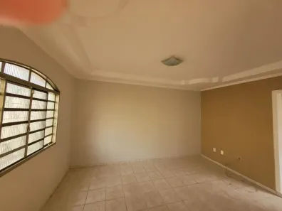 Casa com 3 Quartos à venda, 80m² no São Carlos, Anápolis