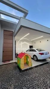 Casa com 4 Quartos para alugar, 170m² no Novo Mundo, Uberlândia