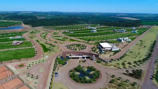 Lote/Terreno à venda, 573m² no Jardins de Monet Residence, Maringá