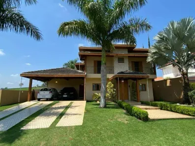 Sobrado com 3 Quartos à venda, 367m² no Parque Residencial Jequitibá, Jacareí