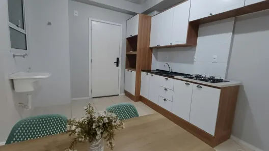 Apartamento com 2 Quartos para alugar, 50m² no Praia de Fora, Palhoça