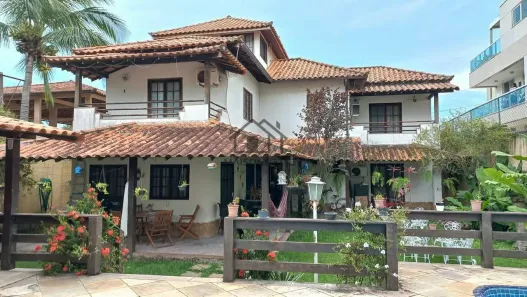 Casa com 4 Quartos à venda, 330m² no Itaipu, Niterói