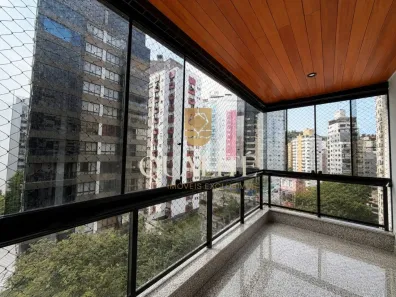 Apartamento com 3 Quartos à venda, 120m² no Centro, Florianópolis