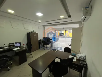 Imóvel Comercial com 4 Quartos à venda, 333m² no Centro, Jundiaí