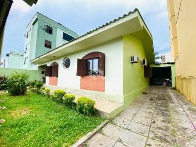 Casa com 3 Quartos à venda, 225m² no Nossa Senhora Medianeira, Santa Maria