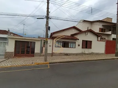 Casa com 2 Quartos à venda, 200m² no Vila Pereira, São José do Rio Pardo