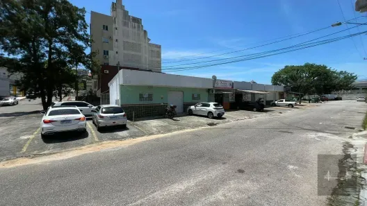 Prédio Comercial à venda, 421m² no Estreito, Florianópolis