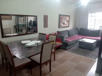 Casa com 3 Quartos à venda, 150m² no Vila Romero, São Paulo