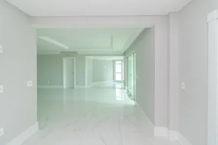 Apartamento com 4 Quartos à venda, 179m² no Meia Praia, Itapema