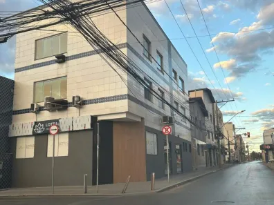 Sala Comercial para alugar, 110m² no Centro, Montes Claros