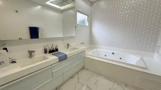 Casa com 3 Quartos à venda, 300m² no Morada da Colina, Uberlândia