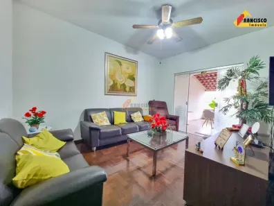 Casa com 3 Quartos à venda, 163m² no Niterói, Divinópolis