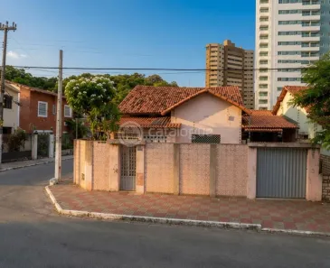 Casa com 3 Quartos à venda, 190m² no Petrópolis, Natal