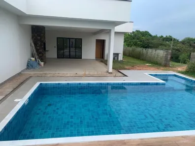 Casa de Condomínio com 4 Quartos para venda ou aluguel, 360m² no Condomínio Village Saint Charbel, Araçoiaba da Serra