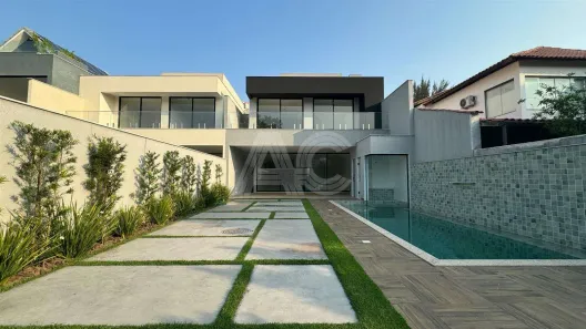 Casa de Condomínio com 4 Quartos à venda, 380m² no Barra da Tijuca, Rio de Janeiro