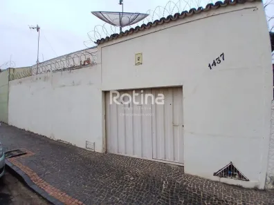 Casa com 4 Quartos para alugar, 180m² no Osvaldo Rezende, Uberlândia