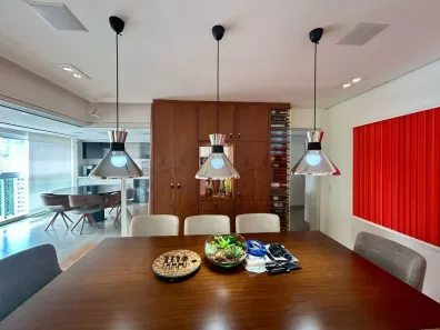 Apartamento com 3 Quartos à venda, 210m² no Vila Olímpia, São Paulo