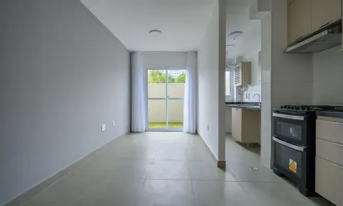 Apartamento com 2 Quartos para alugar, 100m² no Partenon, Porto Alegre