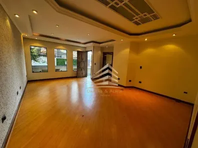Casa com 3 Quartos à venda, 250m² no Vila Rosália, Guarulhos