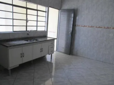 Casa com 1 Quarto para alugar, 80m² no Chácara Machadinho I, Americana