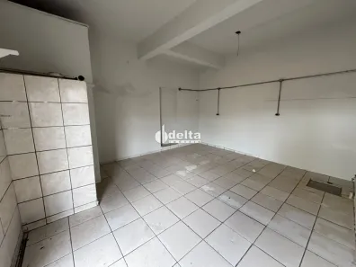 Ponto Comercial para alugar, 66m² no Nossa Senhora Aparecida, Uberlândia