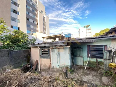 Lote/Terreno à venda, 303m² no Centro, Divinópolis