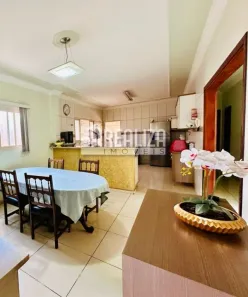 Casa com 5 Quartos à venda, 270m² no Nossa Senhora da Abadia, Uberaba