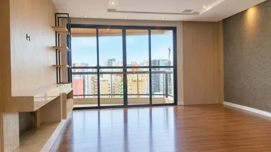 Apartamento com 4 Quartos para alugar, 165m² no Água Verde, Curitiba