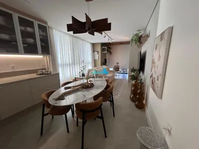 Apartamento com 2 Quartos à venda, 98m² no Jurerê, Florianópolis
