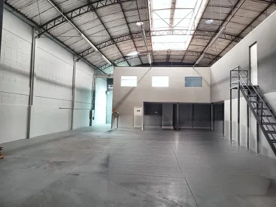 Galpão/Depósito/Armazém para alugar, 840m² no Centro, Diadema