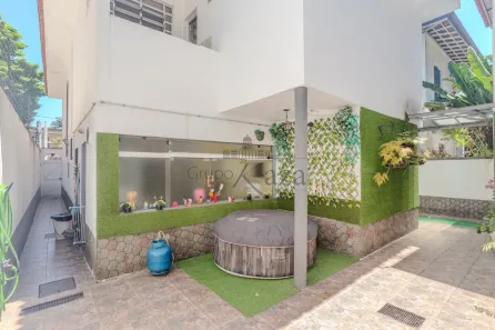 Casa com 3 Quartos à venda, 281m² no Jardim Paulistano, São Paulo