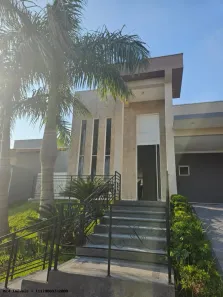 Casa de Condomínio com 3 Quartos à venda, 210m² no Loteamento Vale Azul I, Jundiaí