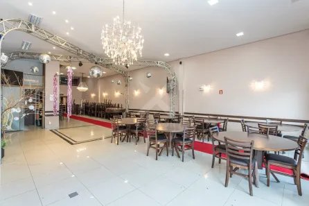 Imóvel Comercial à venda, 600m² no Vila Jardim, Porto Alegre